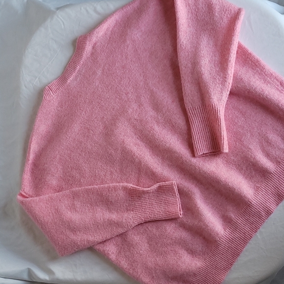Vince Camuto bubblegum pink sweater -B6 - Picture 5 of 6